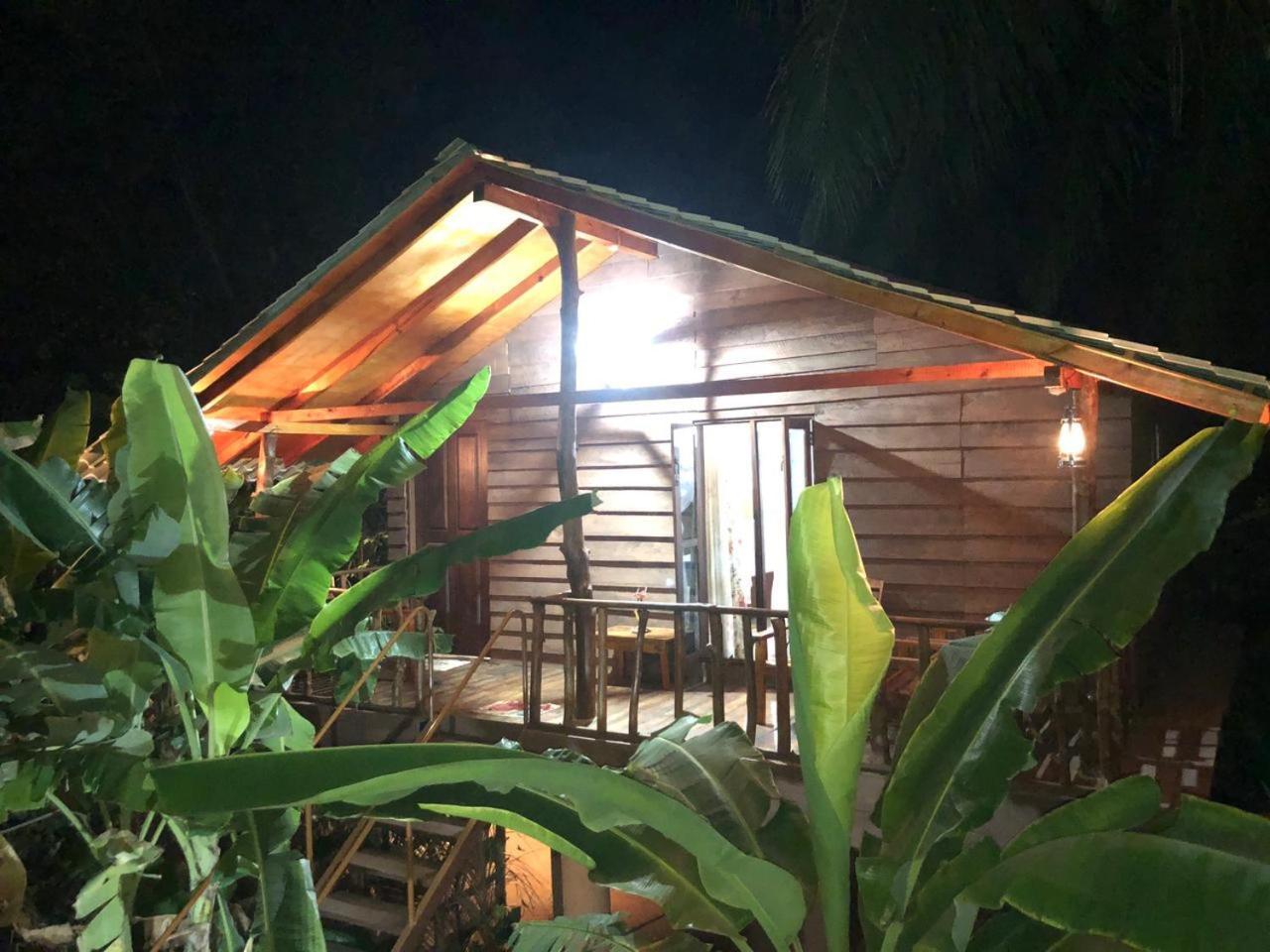 Galaxy View Homestay Сигирия Экстерьер фото