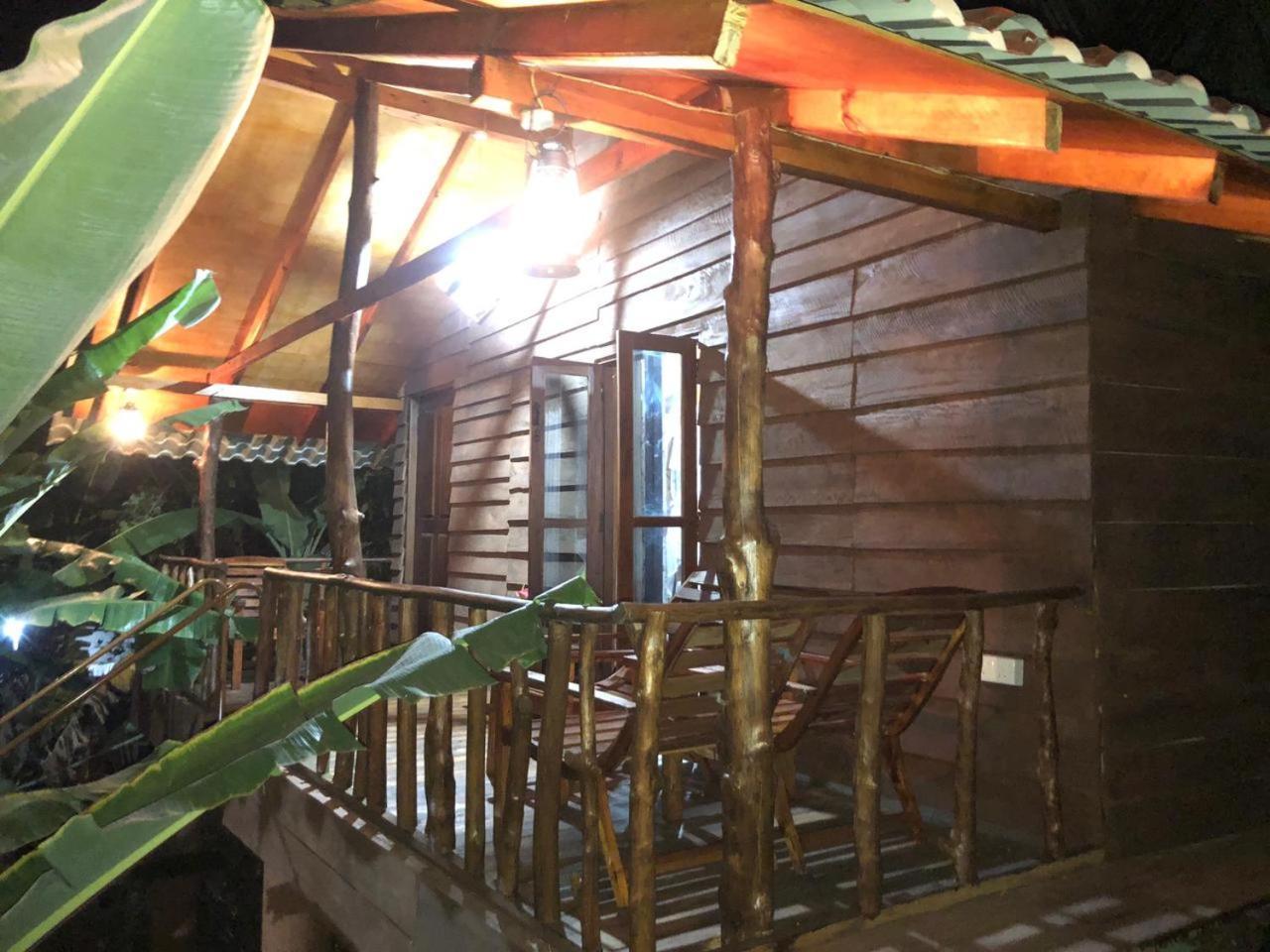 Galaxy View Homestay Сигирия Экстерьер фото