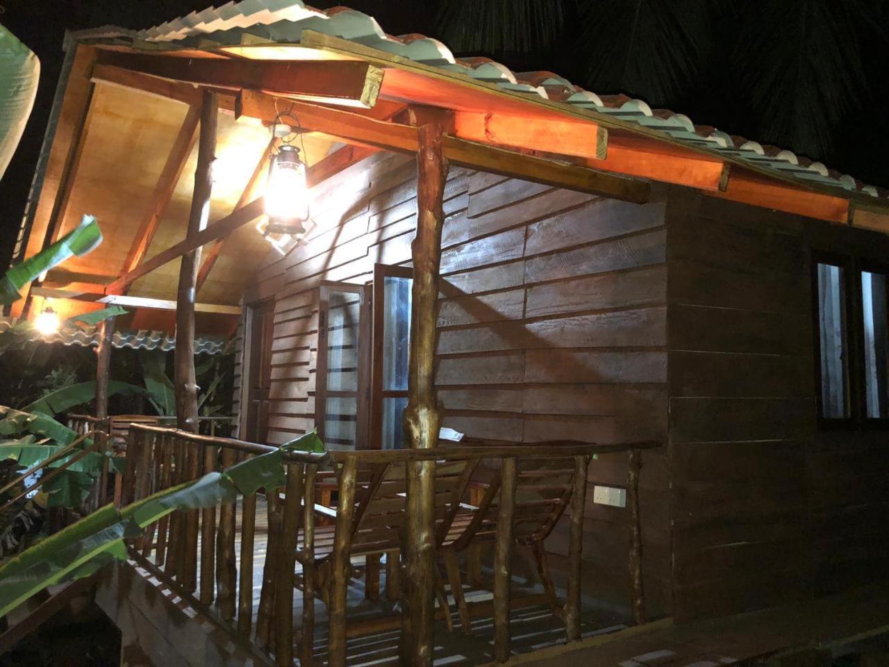 Galaxy View Homestay Сигирия Экстерьер фото