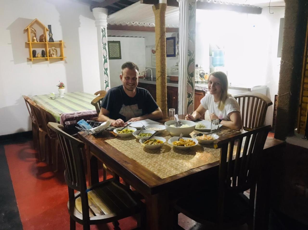 Galaxy View Homestay Сигирия Номер фото